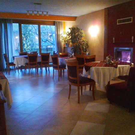 Family Hotel Sonata Samokov Eksteriør billede