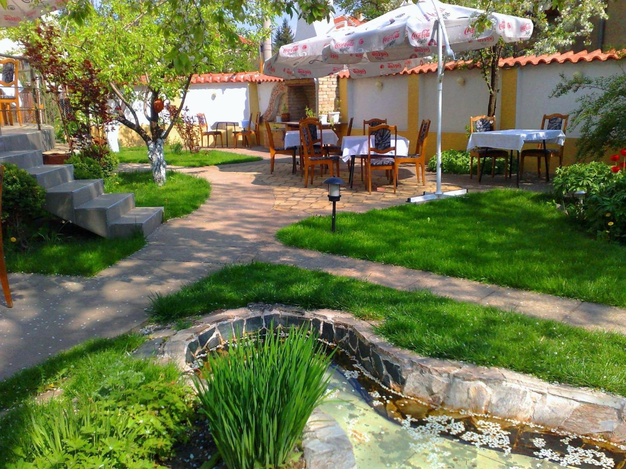 Family Hotel Sonata Samokov Eksteriør billede
